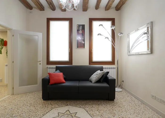 Domus Dea